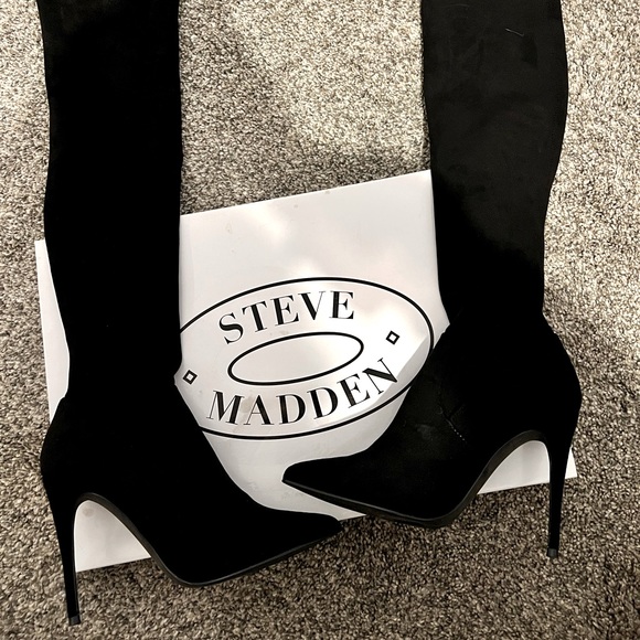 Steve Madden suede over the knee boots. Size 7.5 worn once - Picture 1 of 2